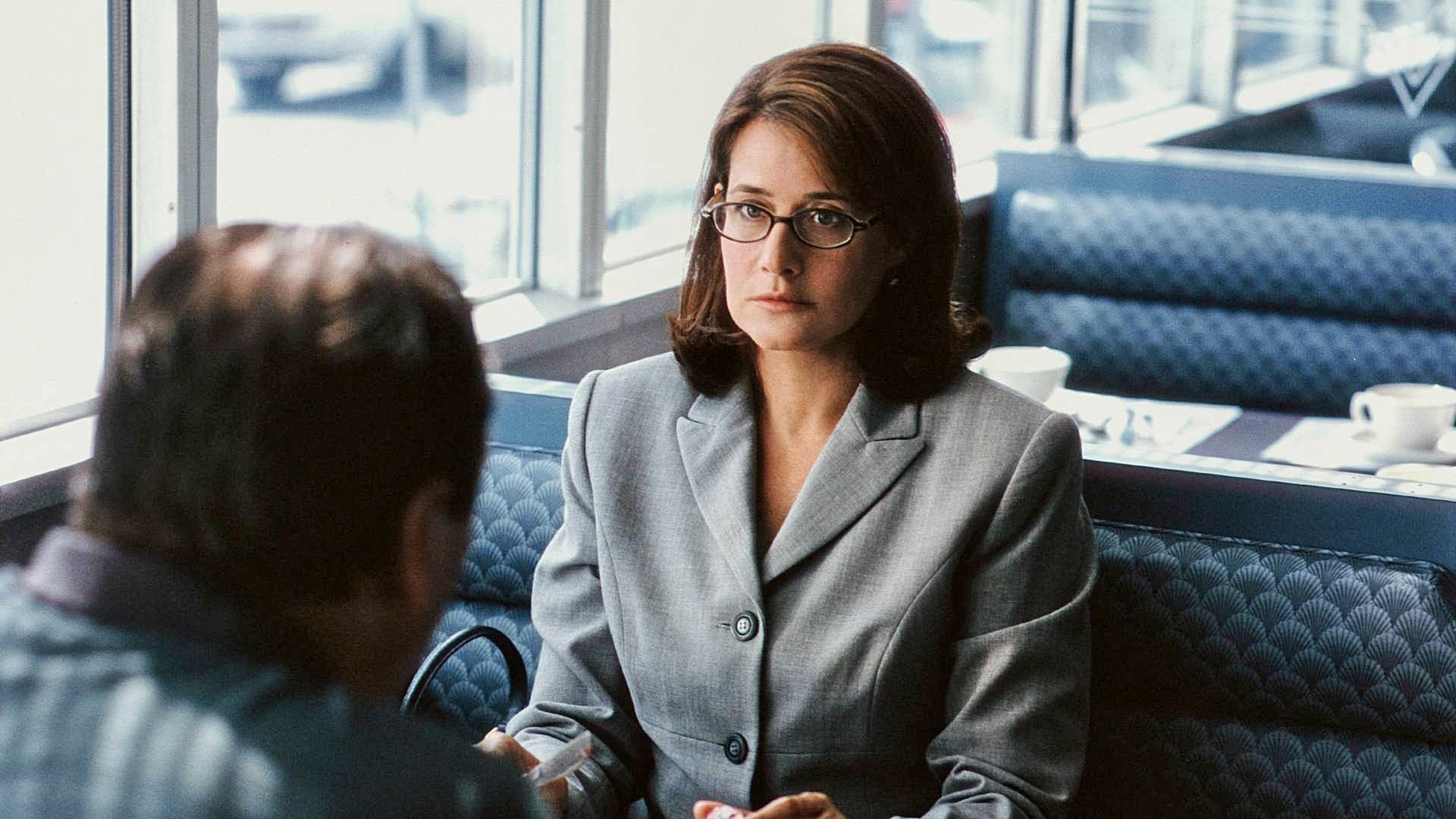 Un tipo entra en el despacho de una psiquiatra