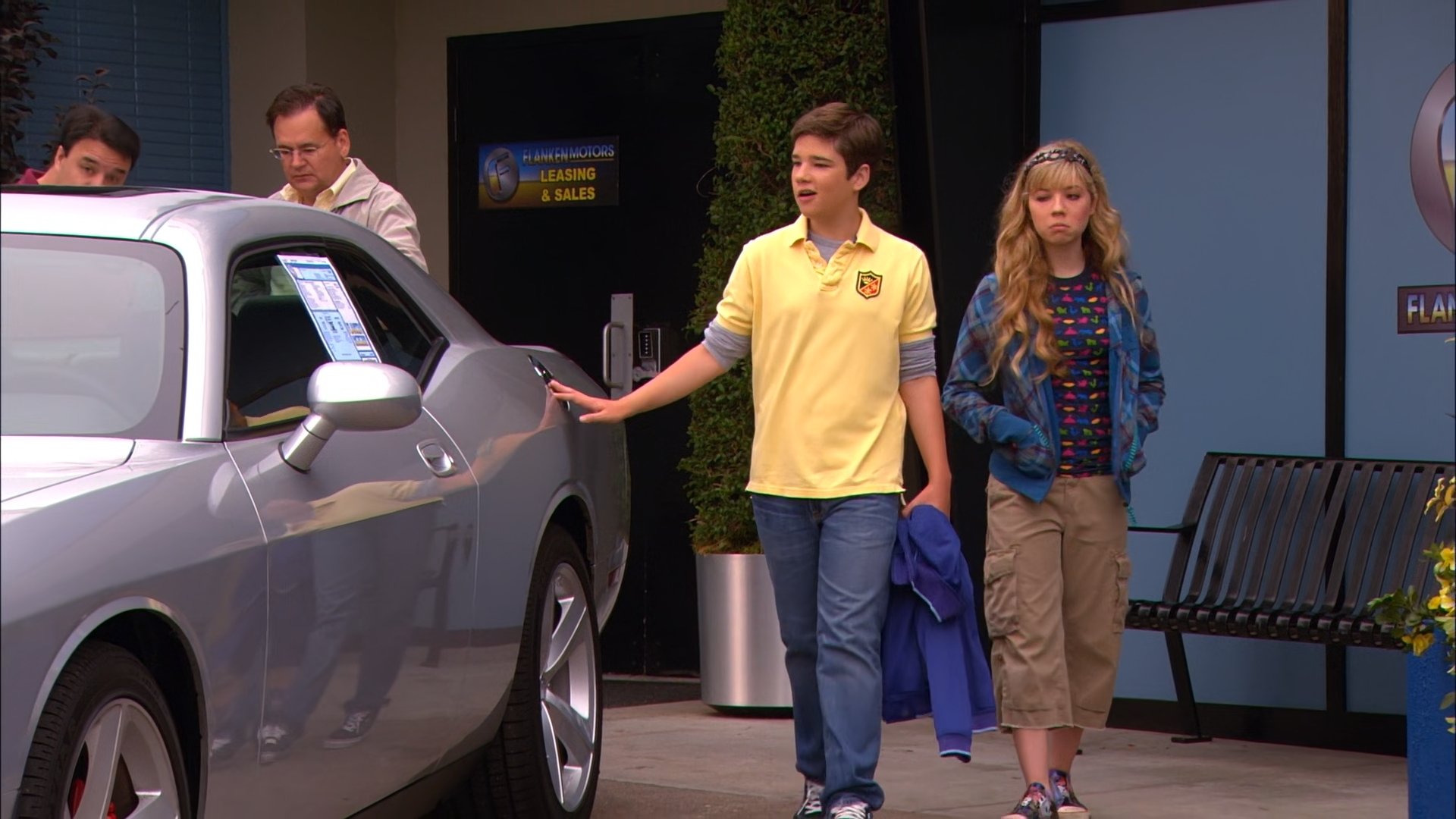 iCarly regala un coche
